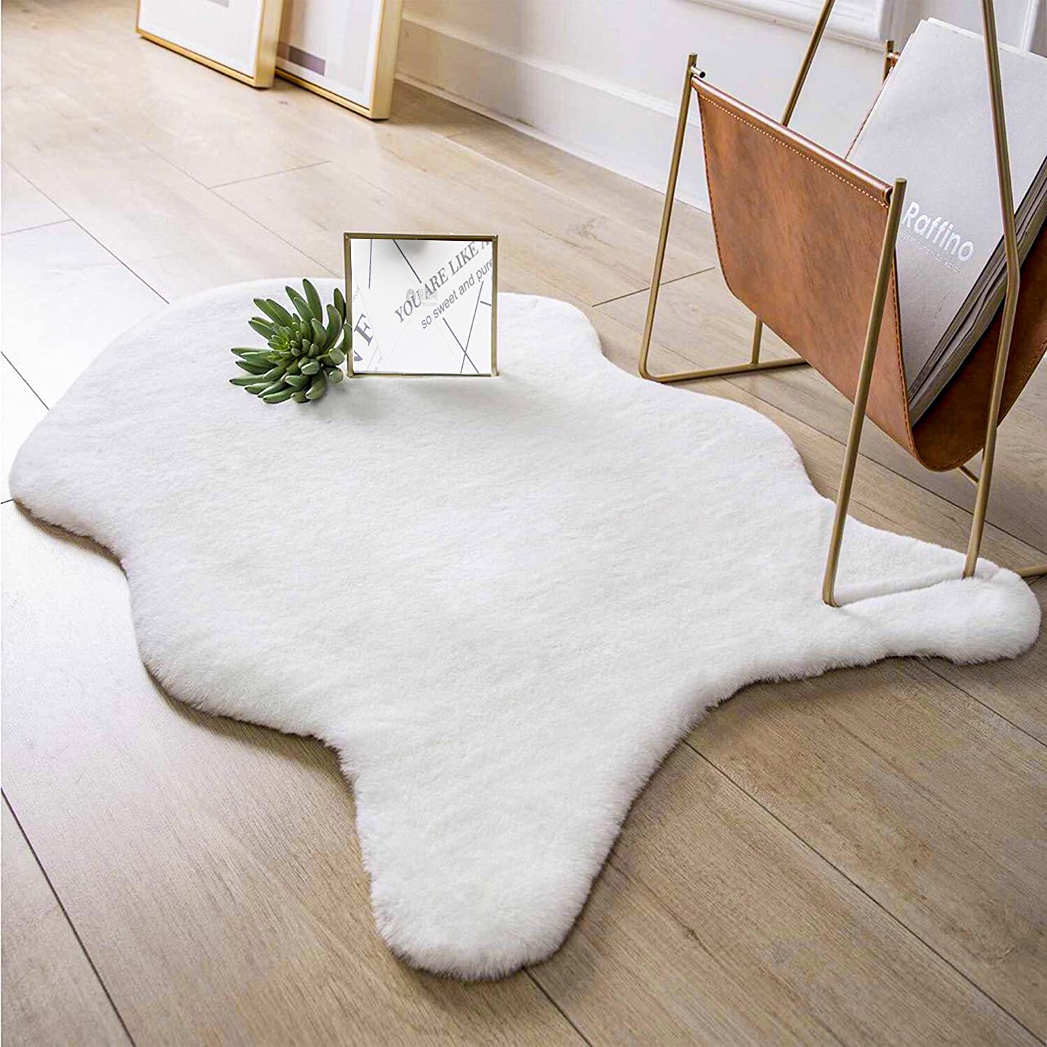 Latepis Alfombra pequeña de 2 x 3 pies, antideslizante, de piel sintética  de conejo, alfombra peluda y esponjosa, alfombra blanca lavable suave para  – Yaxa Colombia