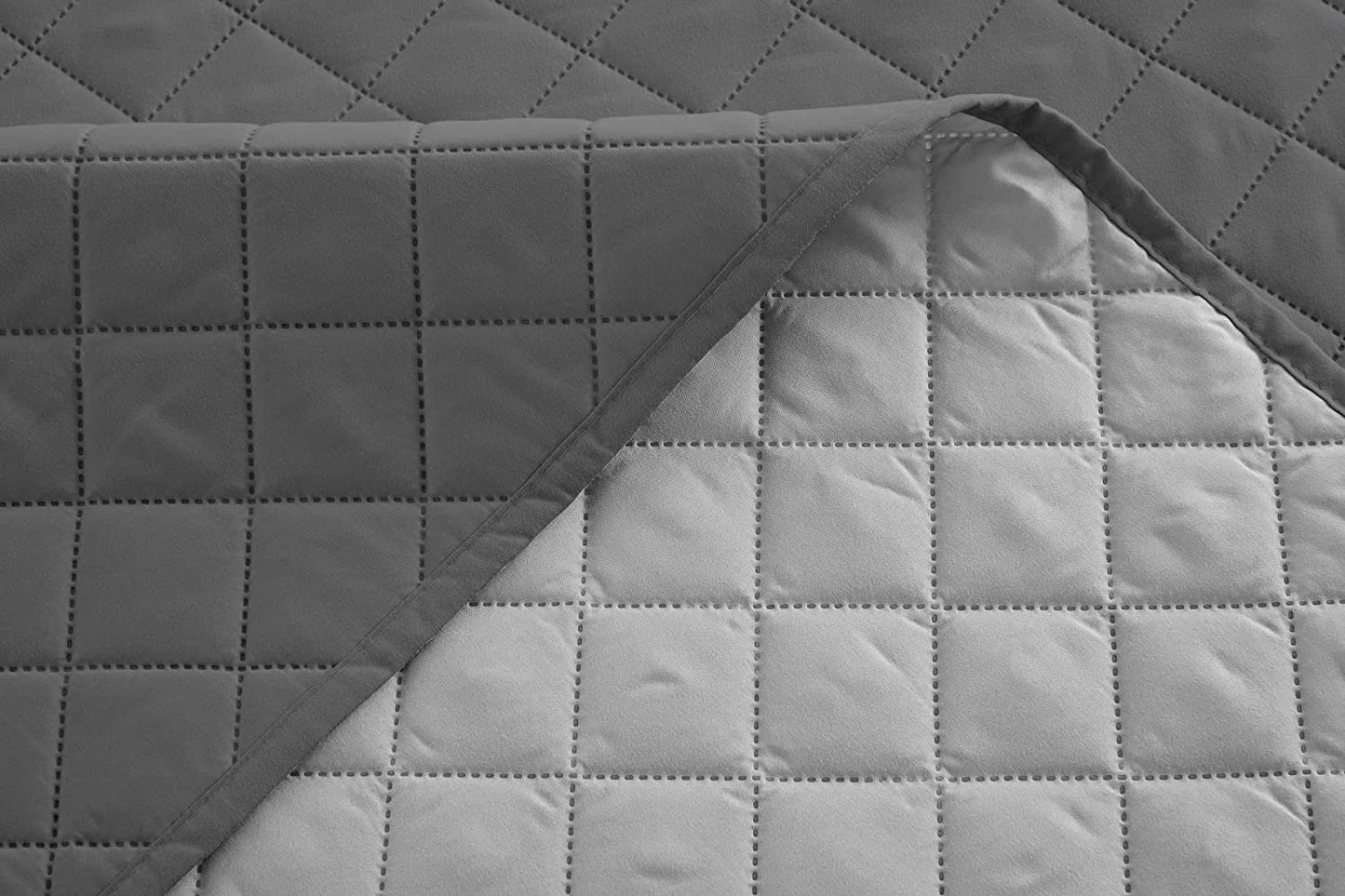 Colcha Bouti Reversible modelo QUINTO alta calidad 100% poliéster con cojín decorativo. Colcha para cama perfecta para la temporada de primavera-verano